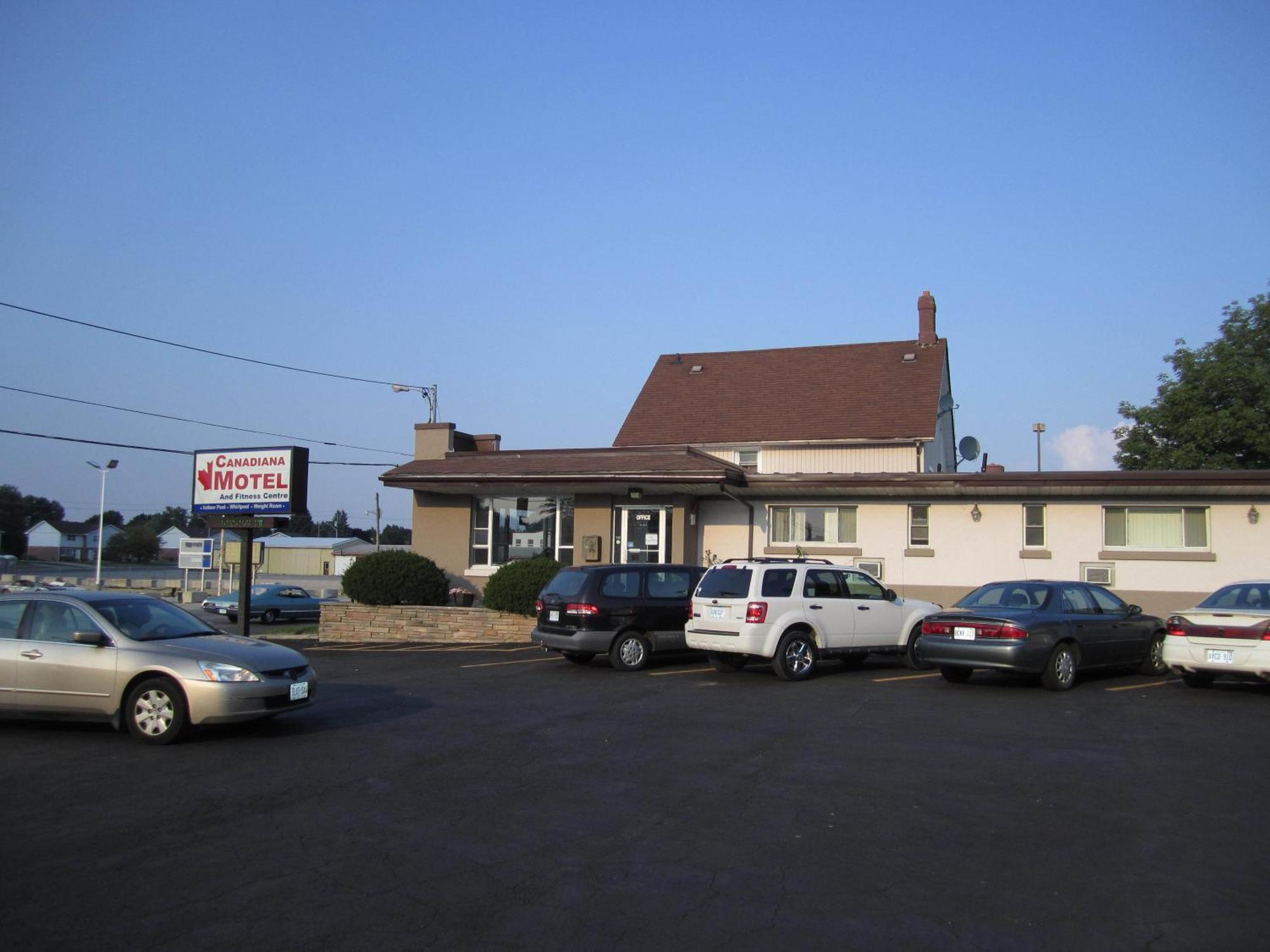 Canadiana Motel Hanover Buitenkant foto