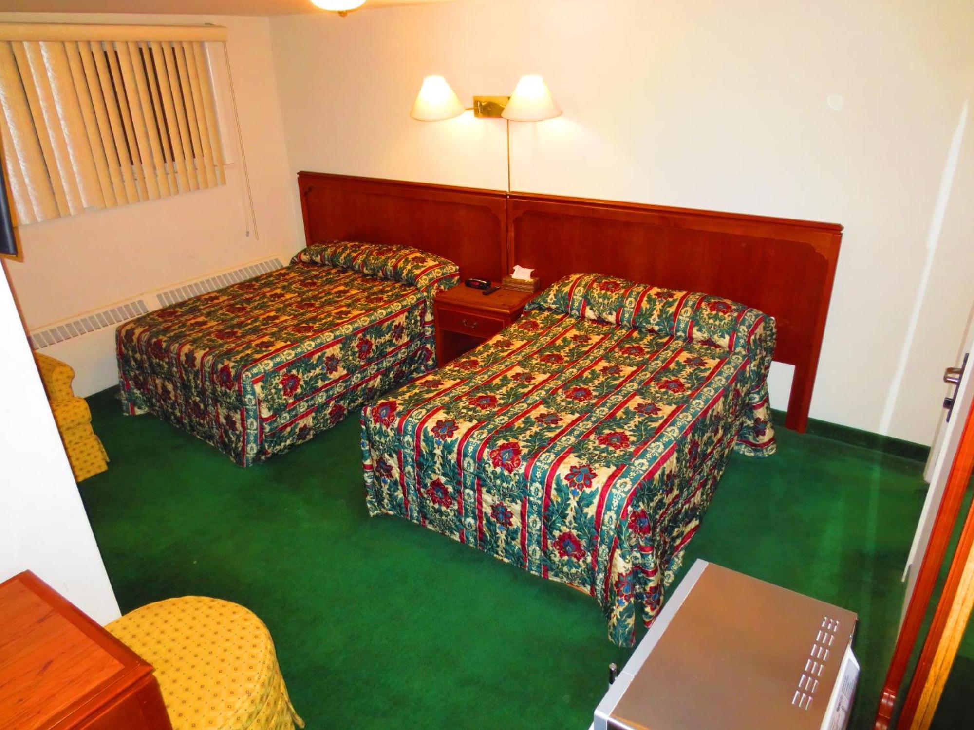 Canadiana Motel Hanover Buitenkant foto